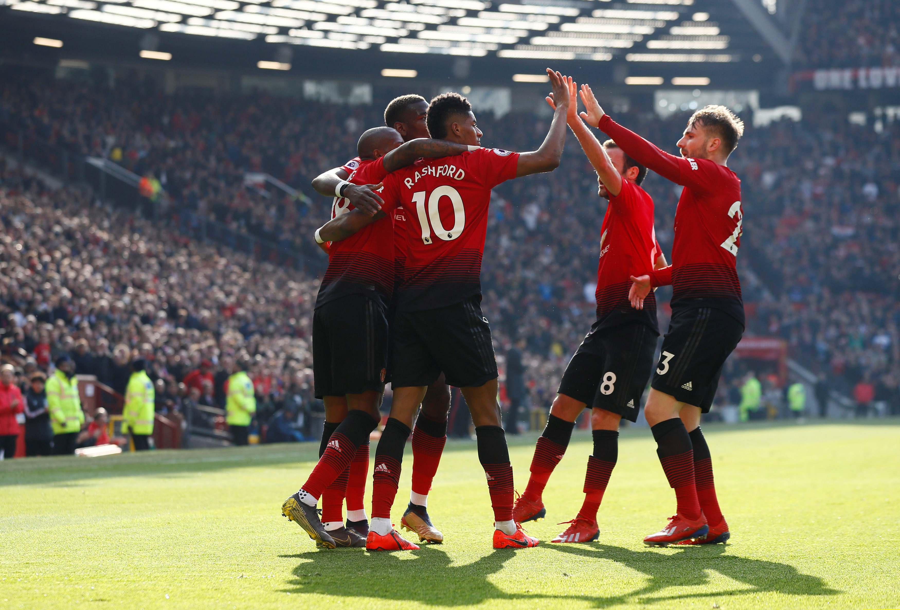 疑引发了球 疑引发了球